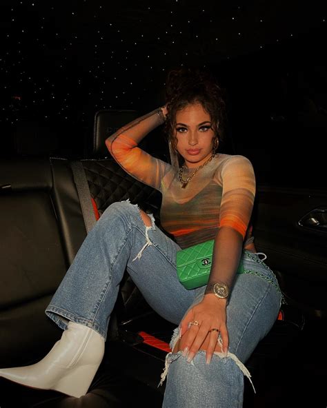 Ash Kash (Model) Bio, Age, Boyfriend, Height, Nationality & OnlyFans 