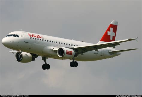 HB IJI Swiss Airbus A320 214 Photo By Thierry Fuchs ID 102909