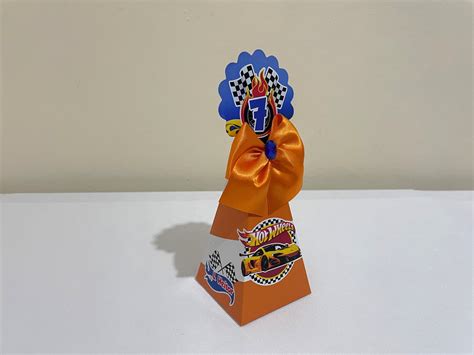Caixa Cone Pirâmide Hot Wheels Clássica Elo Produtos Especiais