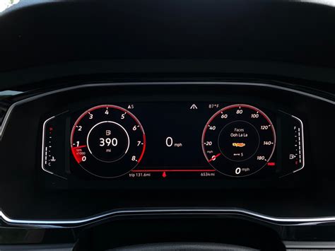 2019 Volkswagen Jetta: 74 Interior Photos | U.S. News