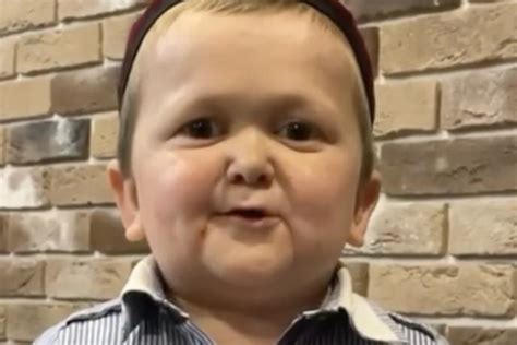 ¿cómo Se Llama El Niño Del Meme Descubre Quién Es Hasbullah Magomedov