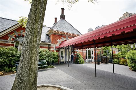 Central Parks Iconic Tavern On The Green Will Reopen After 13 Months