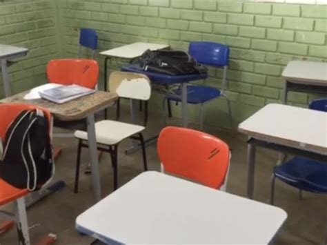 G1 Pais E Alunos Protestam Por Melhorias Em Escola De Fundão