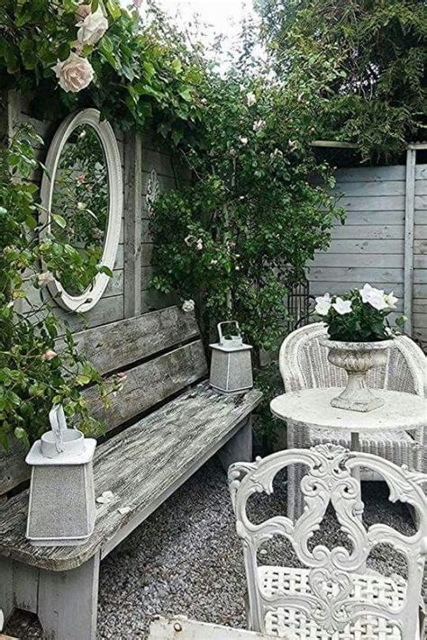 Charming Vintage Garden Decor Ideas You Can Diy Gorgeous Ideas