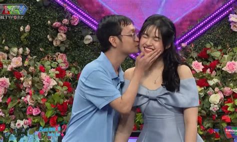 Xôn xao nam kỹ sư 9X thu nhập 100 triệu tháng cưa đổ hot girl 2k2 trong 12 phút chia tay sau