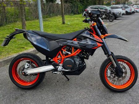 Ktm Ktm Smcr A Occasion Le Parking