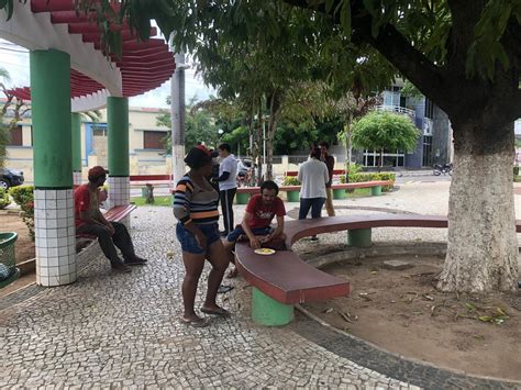 Moradores De Rua Recusam Isolamento Em Abrigo Improvisado Jornal A Pra A