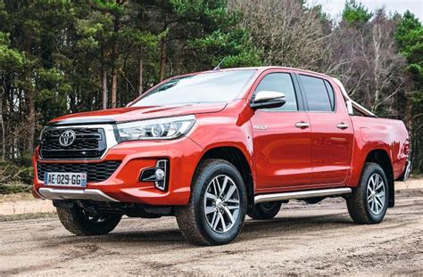 Pick Up Hilux Invincible Le Coup D Clat De Toyota Le Parisien