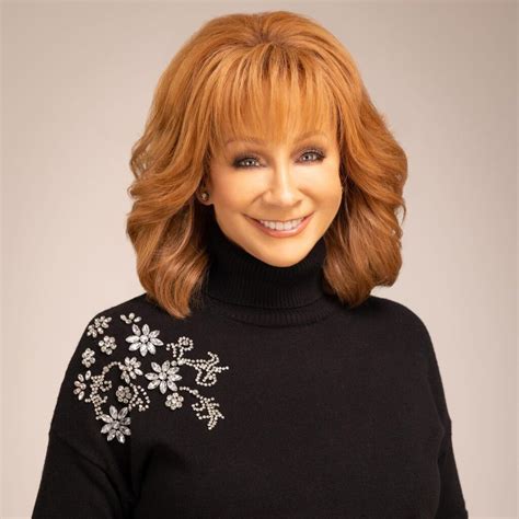 Reba Mcentire Interpretar El Himno Nacional Del Super Bowl