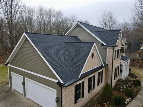 Landmark Pro Northgate Moire Black Lifetime Warranty Shingles