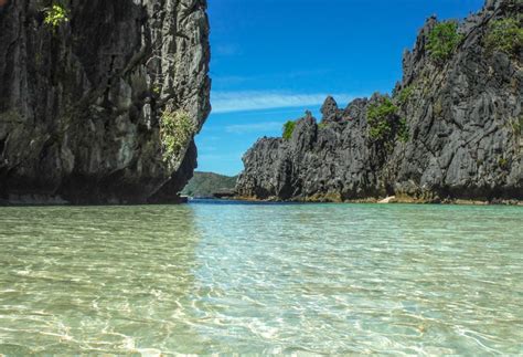 Top 10 Philippines Beaches: A List of The Best - Goats On The Road