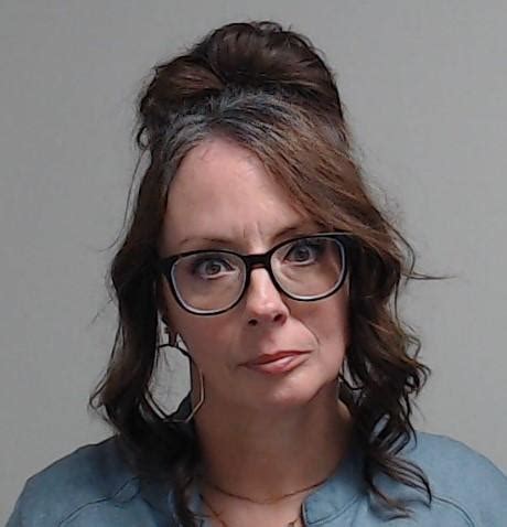 Stephanie Bradshaw Violent Or Sex Offender In Fishers IN 46038