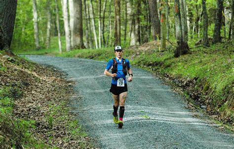 Why I Run 100 Mile Races Solo—and 5 Tips For Doing It Running Why I