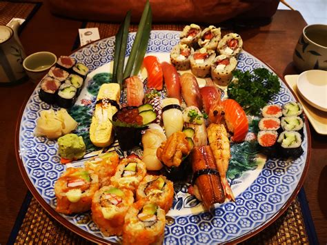 Sushi platter - Dining and Cooking