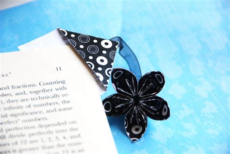 Everything Origami: Origami BookMark!