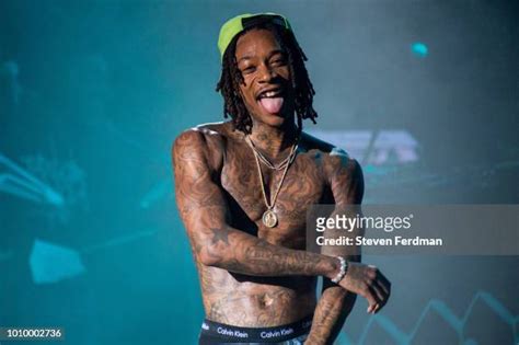 5,938 Wiz Khalifa In Concert Stock Photos, High-Res Pictures, and ...