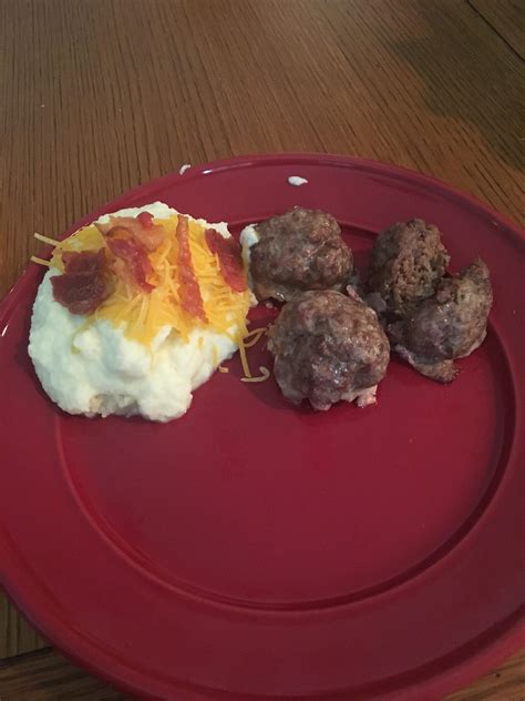 Grass Fed Meatballs Loaded Cauliflower Mash R Ketorecipes