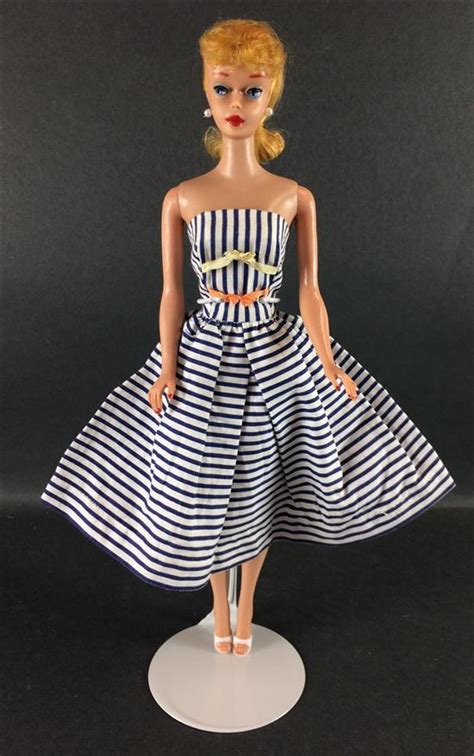 Lot BLONDE PONYTAIL BARBIE WEARING COTTON CASUAL COMPLETE HAIR IN ORIGINAL SET