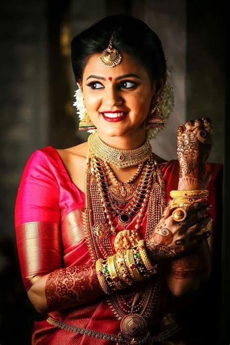 Beautiful South Indian Bride South Indian MakeUp Jewellery