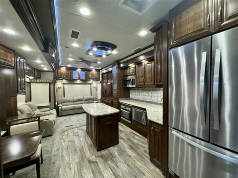 Drv Suites Mobile Suites Kssb Used Luxury Th Wheel For Sale