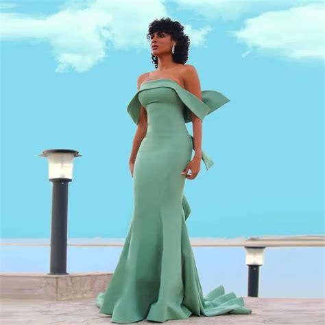 Elegant Mint Green Mermaid Evening Dresses Back Bow Tie Strapless Satin