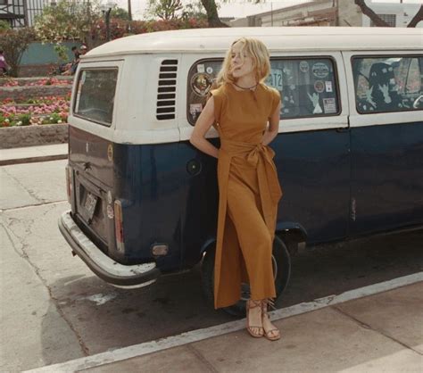 Платье без боковых швов / Вещь / ВТОРАЯ УЛИЦА | Ethical fashion brands ...