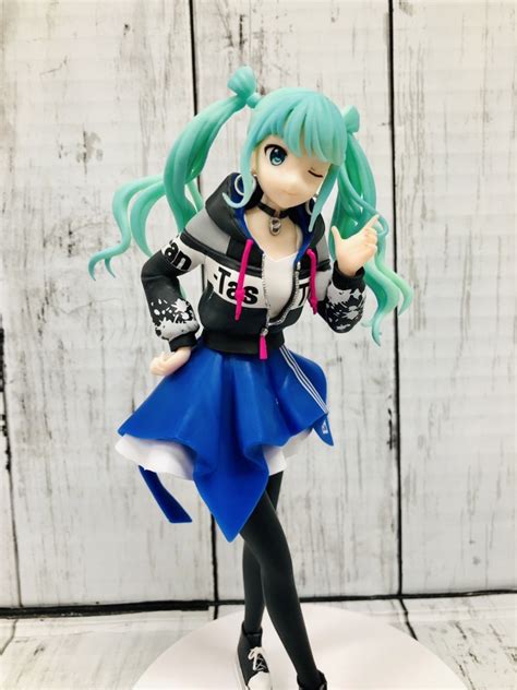 アミューズ入荷情報です！ プロジェクトセカイ カラフルステージ！feat 初音ミク スーパープレミアムフィギュア ストリートのセカイの初音ミク マンガ倉庫本城店 プロセカ ストリートの