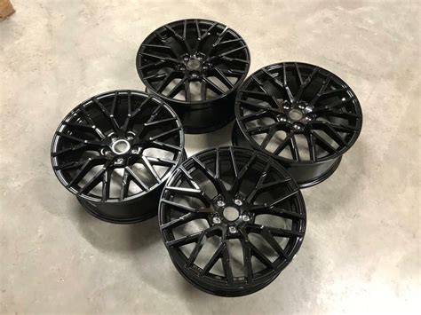 19 Audi R8 V10 Style Alloy Wheels Gloss Black Vw Golf Mk5 Mk6 Mk7