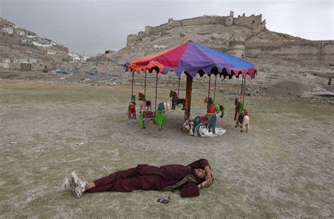 Photos: Kids in war-torn Afghanistan still know how to play — Quartz