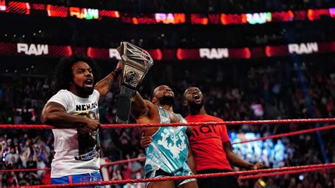 Wwe Raw Results Recap Grades Big E Cashes In Money In The Bank