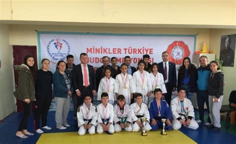 Karamanda okullar arası judo il birinciliğinde şampiyonlar belli oldu