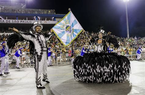 Veja fotos da Império de Casa Verde no Desfile das Campeãs de SP