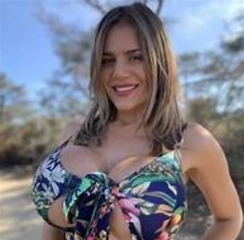 What S The Name Of This Huge Breasted Brunette Jazmyne Day