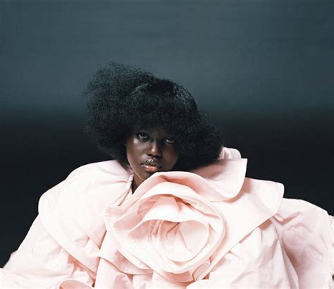 Review The New Black Vanguard Photography Between Art And Fashion