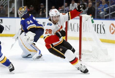 Flames Weekly Flames Defeat Canucks In First 2 Of Final 4 Game Set