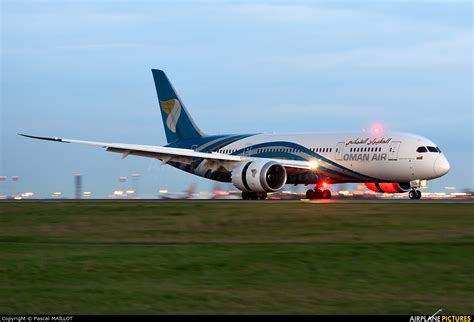 A4O SA Oman Air Boeing 787 8 Dreamliner At Paris Charles De Gaulle