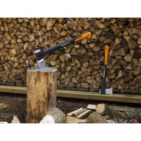 Fiskars FSK122503 XXL X27 Splitting Axe 2 6kg 5 7 Lb From Lawson HIS