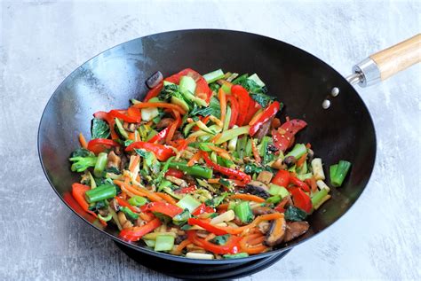 How To Stir Fry Veggies In A Wok - Recipes.net