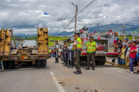 Quito Ecuador April House Destroyed By Earthquake With