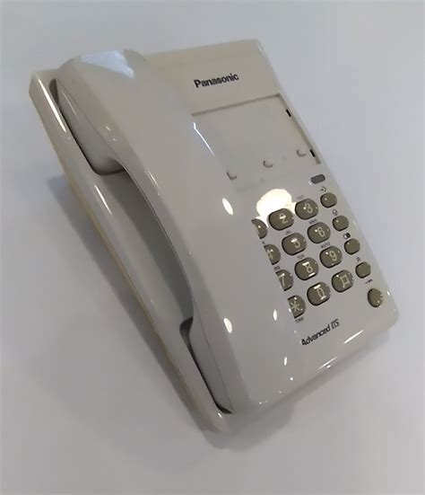 Panasonic KX-TS2300 HGW Vonalas Telefon – Utolsó darab – Informatéka Kft.