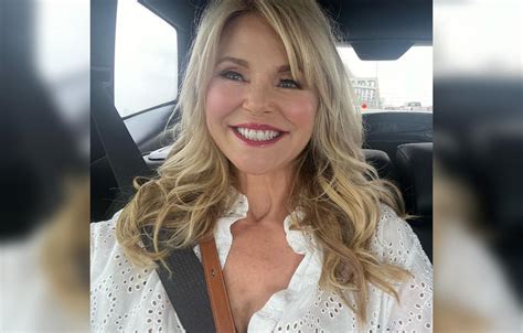 Christie Brinkley 69 Trolls Wrinkle Brigade After Posting Selfie