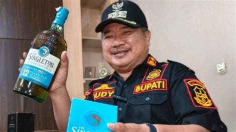 Penertiban Miras Di Garut Ribuan Botol Disita Bupati Sentil Pengusaha