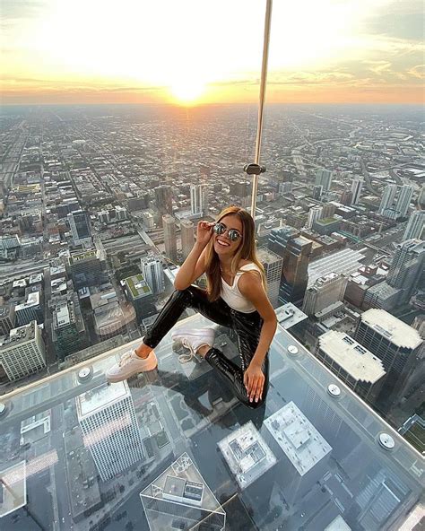 Skydeck At Willis Tower Chicago Pictures Skydeck Chicago Pictures Nyc Instagram