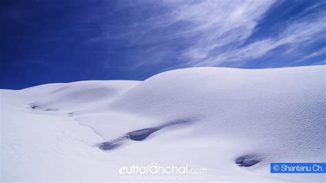 Bhagirathi River and Bhagirathi Peaks - Uttarakhand Photos