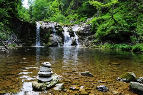 Tempat Wisata Menarik Dan Terbaik Di Kabupaten Lumajang Yang Harus