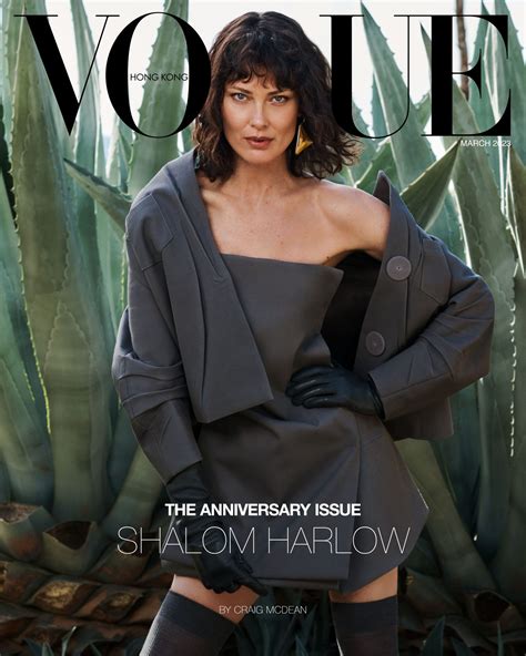 Shalom Harlow And Amber Valletta Star On Vogue Hong Kong S March Issue