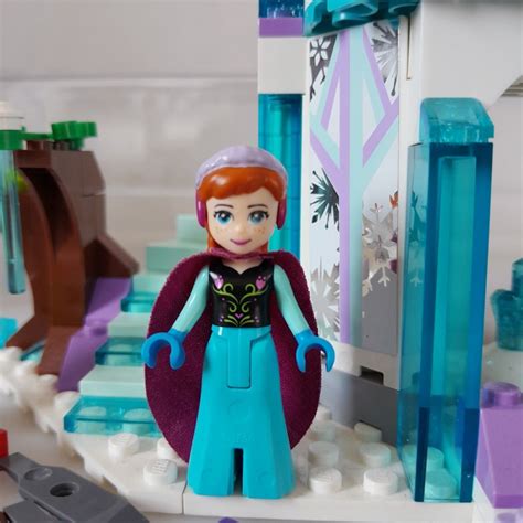 Lego Disney Princess Elsa S Sparkling Ice Castle 41062 Elsa Hobbies