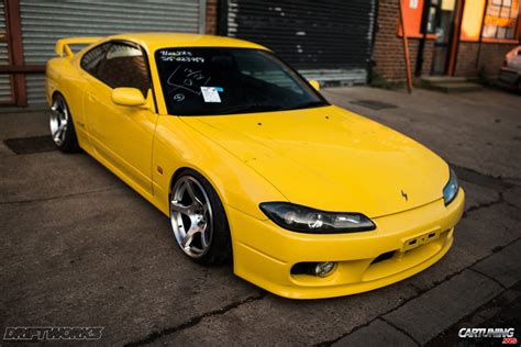 Stanced Nissan Silvia S15 Front