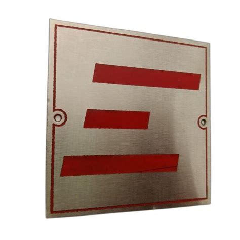 Silver Red 0 8 Mm Stainless Steel Nameplate Wall Mounted Grade