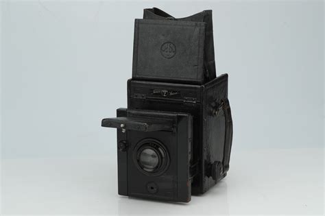 Lot 683 - A Thornton Pickard Junior Special Ruby